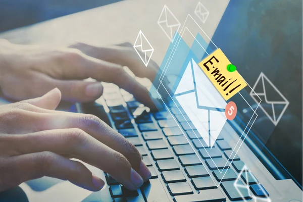 Email công ty